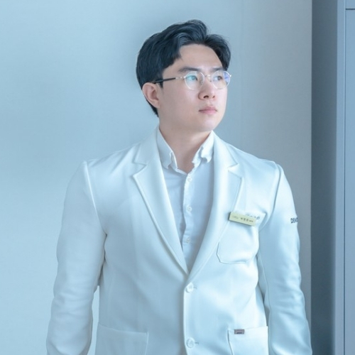 Dr Park Young Jin