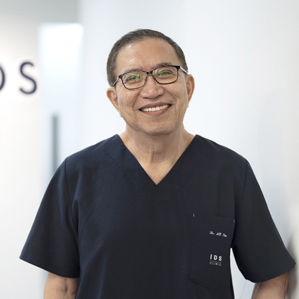 Dr SK Tan